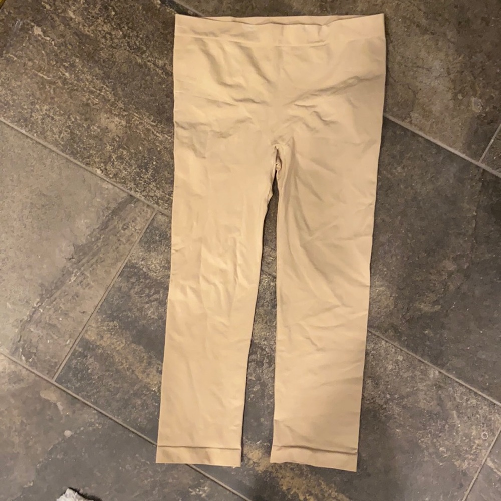 Control top undergarment great for pants!